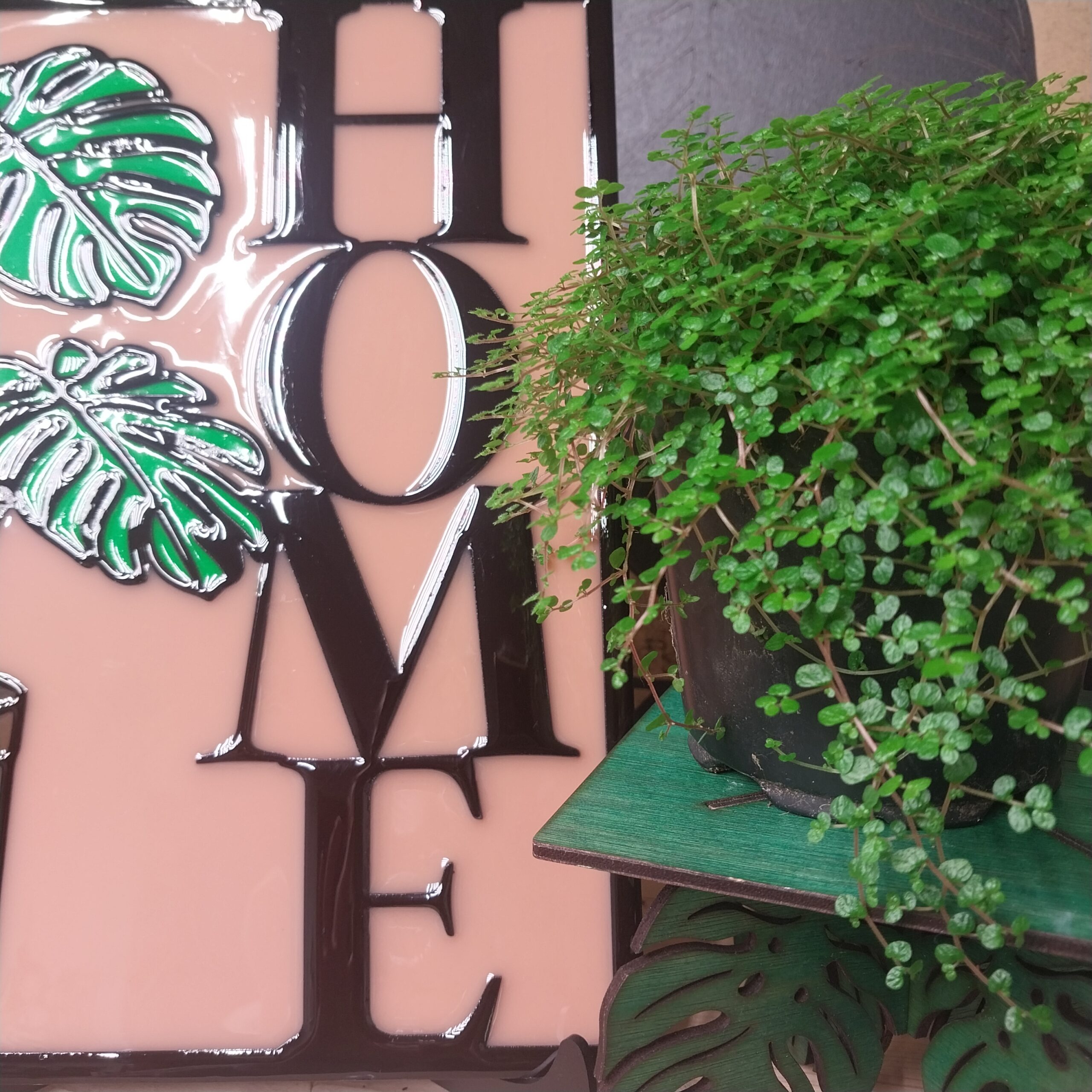 MODERN RESIN BOTANICAL WALL ART / DECOR - Image 7