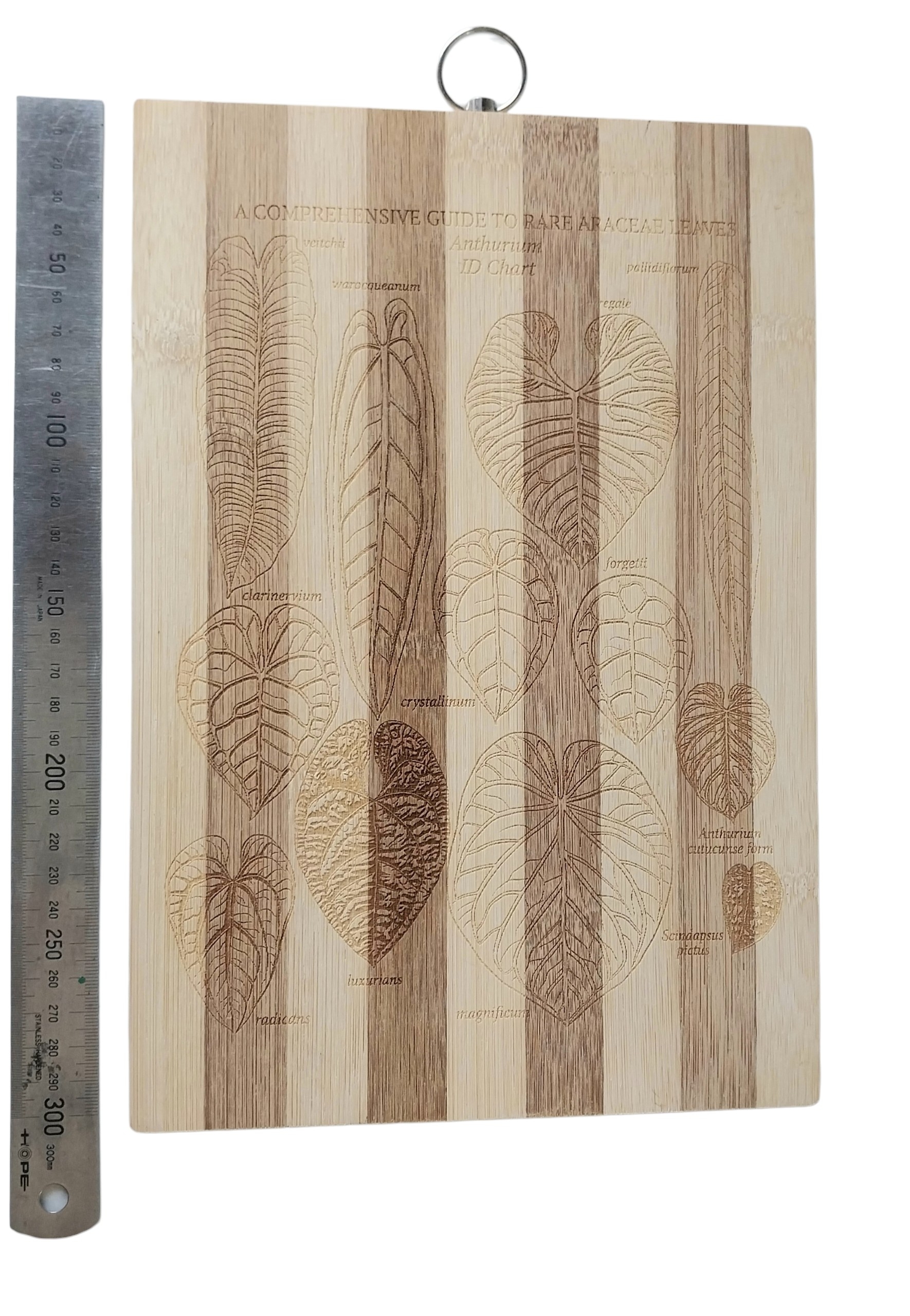 BAMBOO CHOPPING BOARD - ANTHURIUM LEAVES